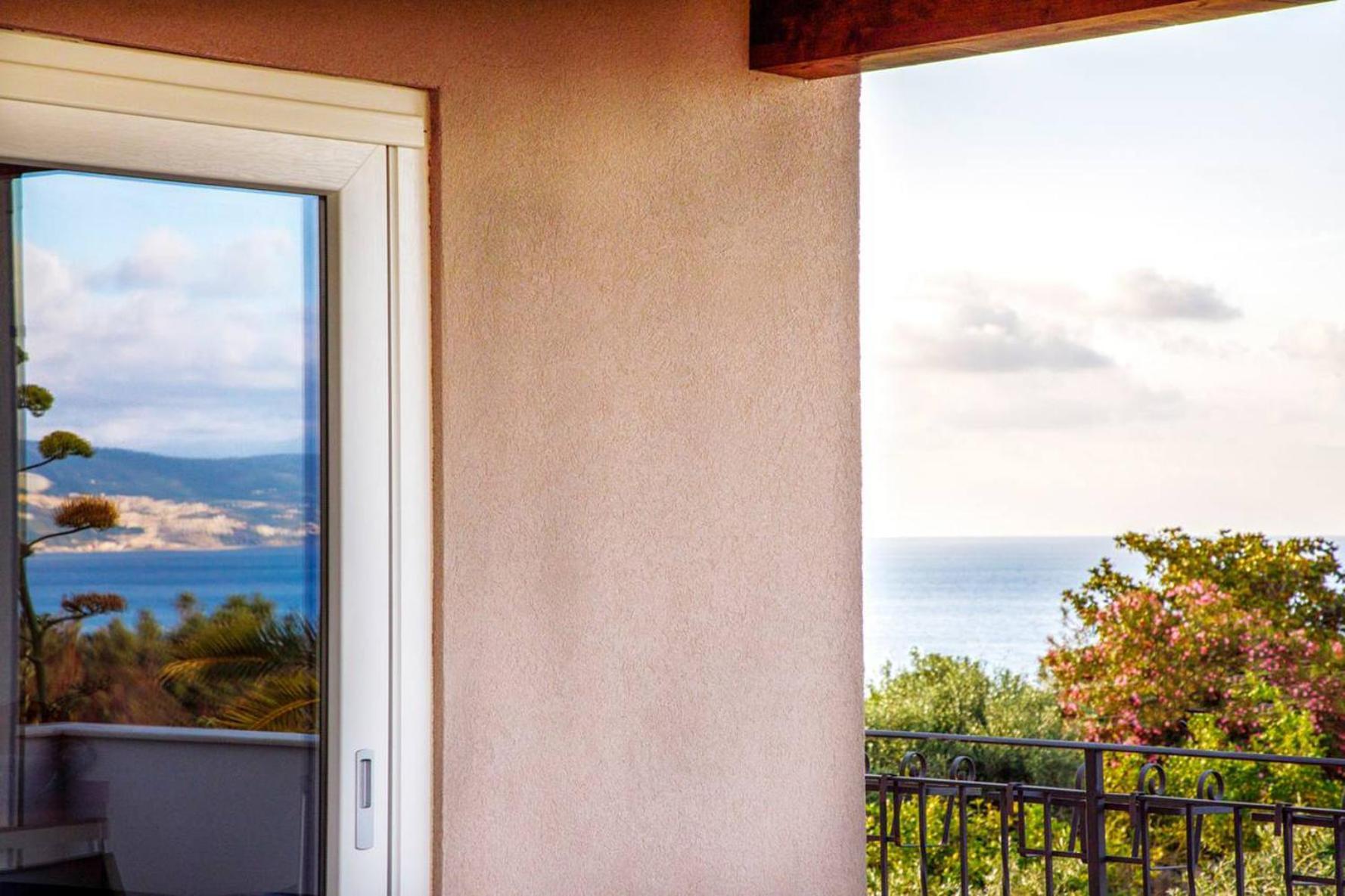 Residenza Anna Calabria Bed & Breakfast Briatico Exterior foto
